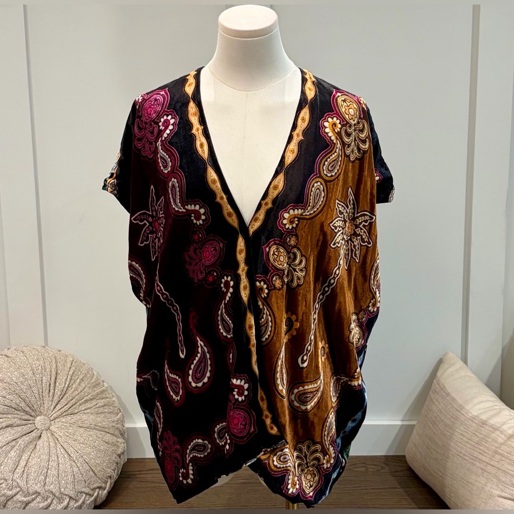 FARM Rio Multicolor Paisley Blouse - Picture 2 of 9